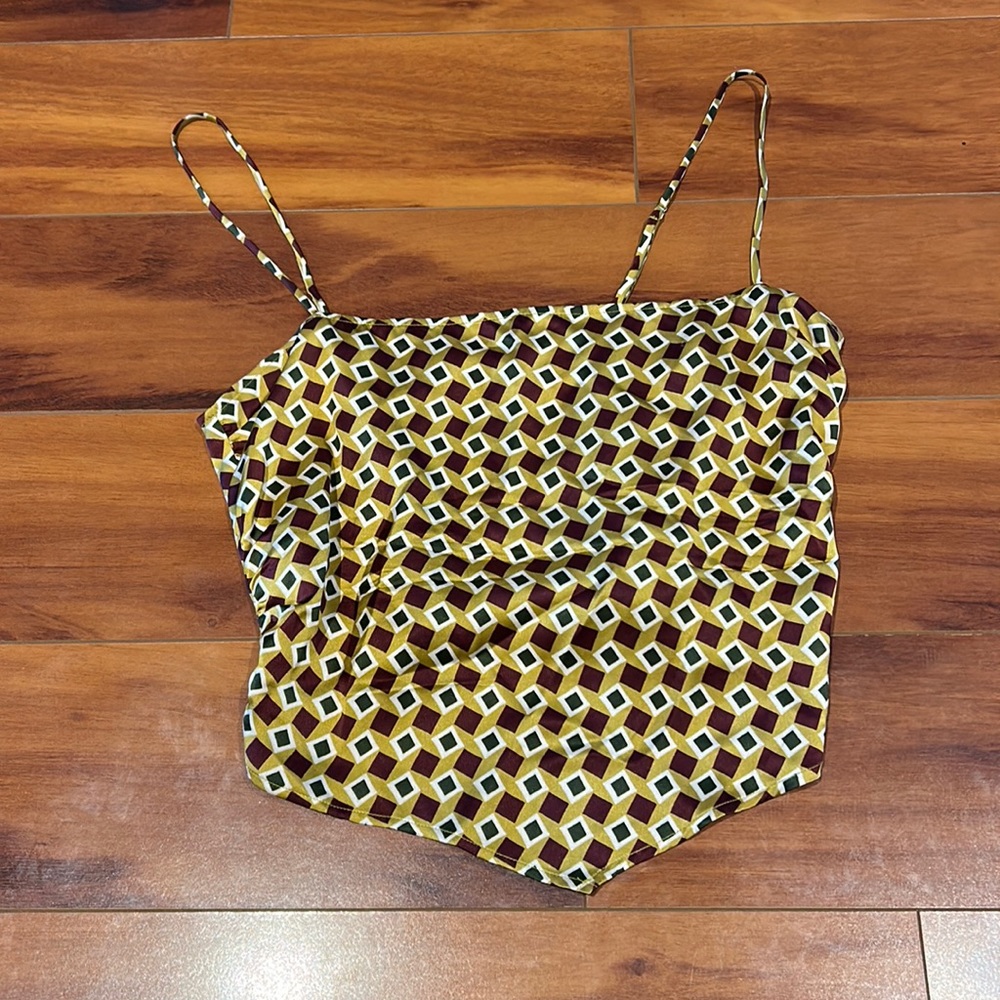 reformation printed bandana top in size 4